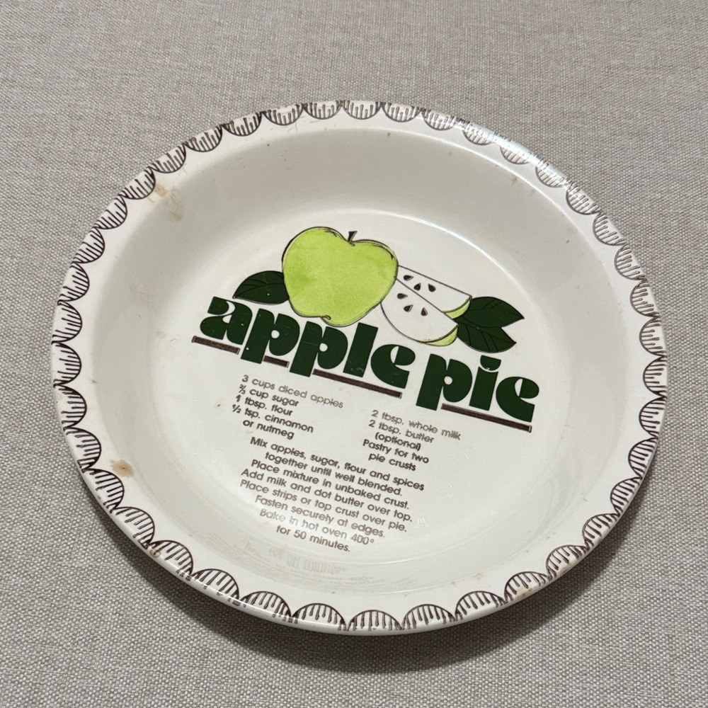 Vintage “Apple Pie” Ceramic Dish-Kitschy Display or Actual Use-10 inch
